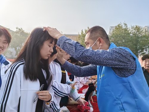 涿州非遺進校園 五絕指針再度受寵